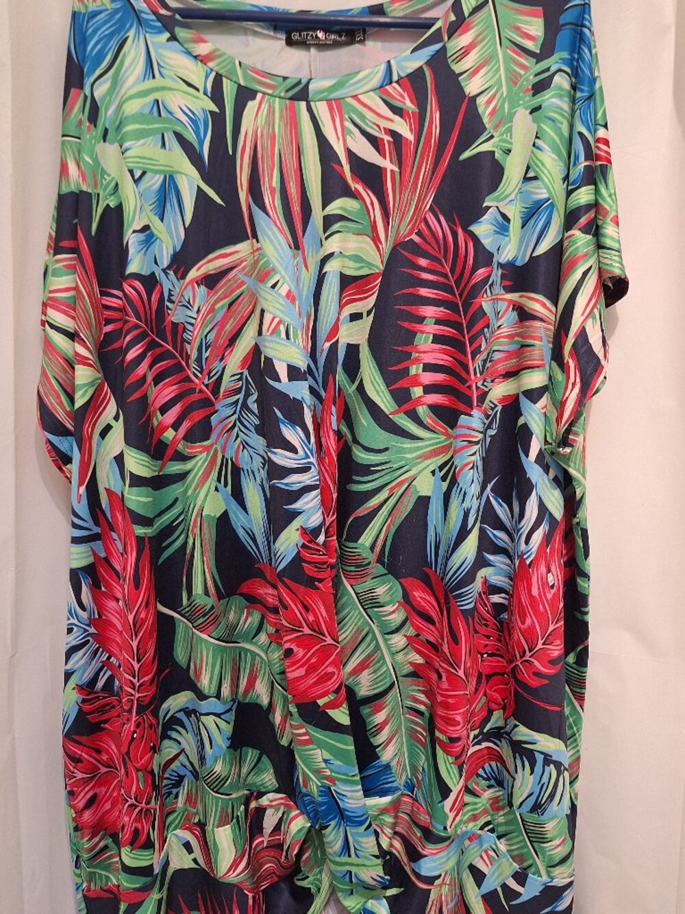 5XL Brightly Colored Top GLITZY GIRLZ NWT Leaf Print Plus Size